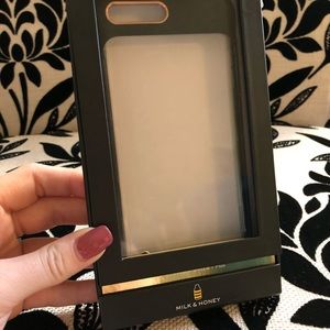 Milk and Honey IPhone 7 Plus case